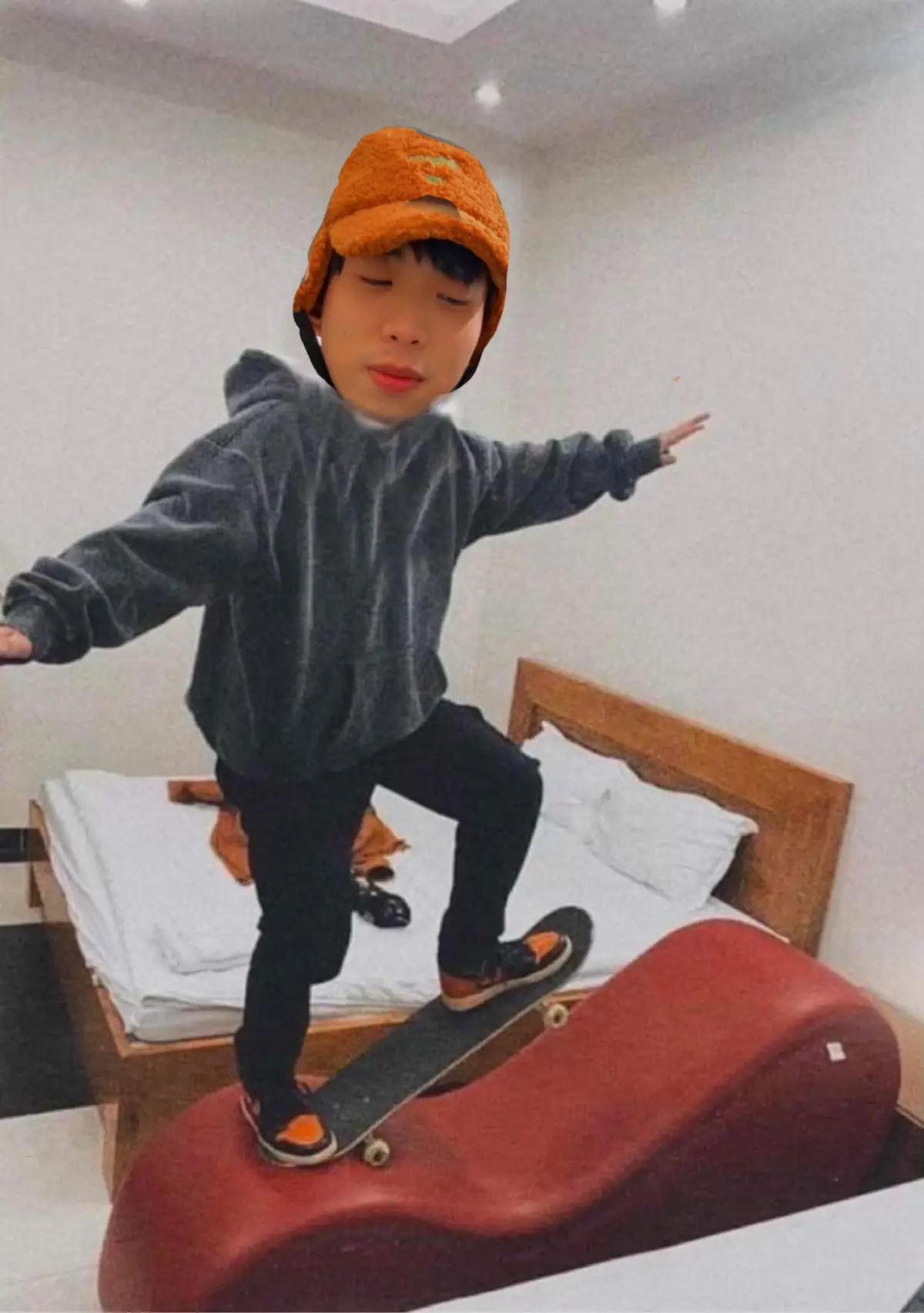 Tùng Anh